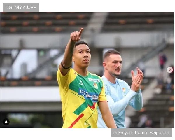 韦林顿首秀表现活跃 蓉城新援融入仍需时间